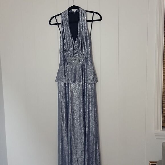 Metallic navy gown   - Picture 3 of 7